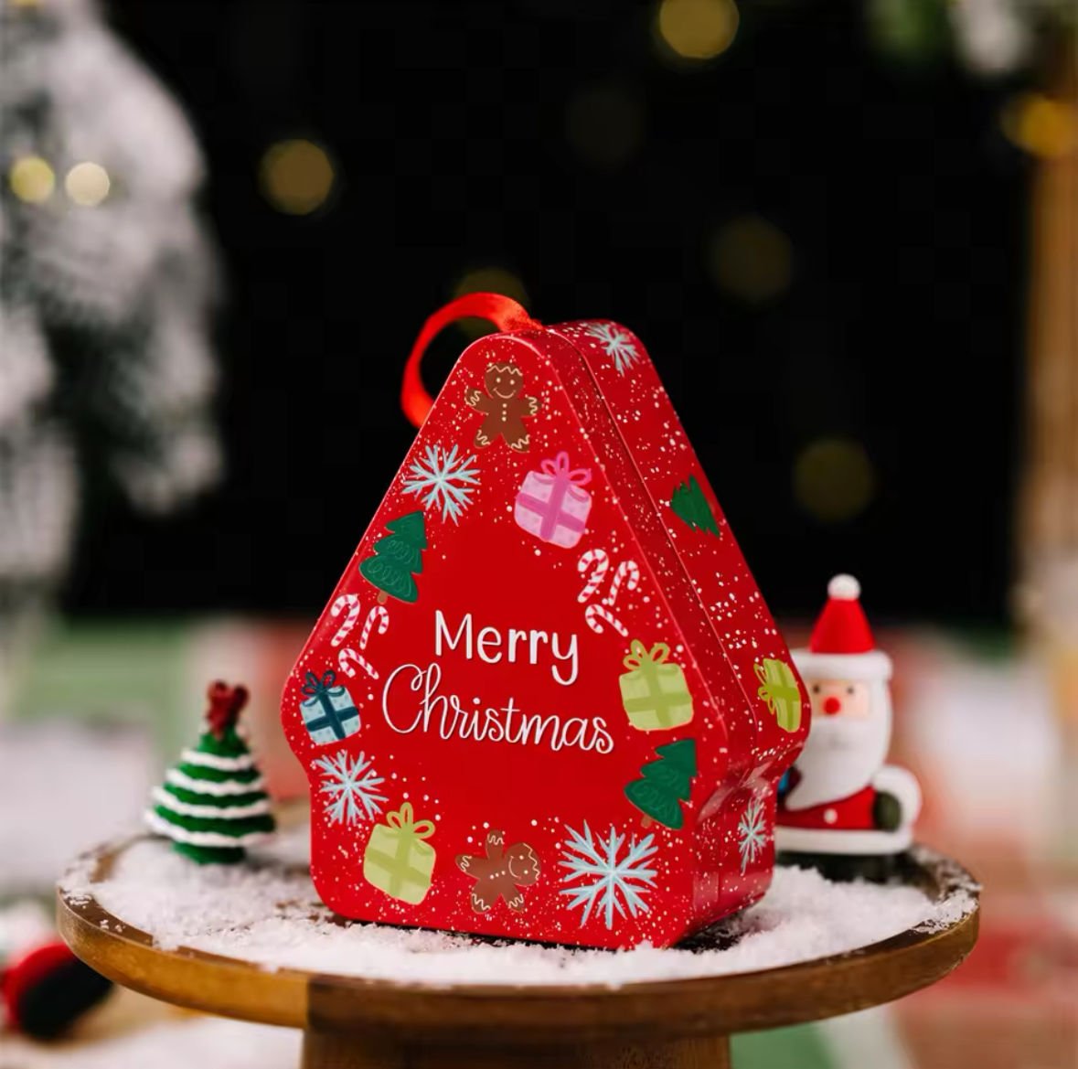 LWP Shop UK İçi Çikolata Dolu Ağaç Süsü