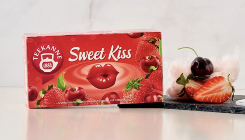 Teekanne Sweet Kiss Çilek ve Vişneli  Bitki Çayı