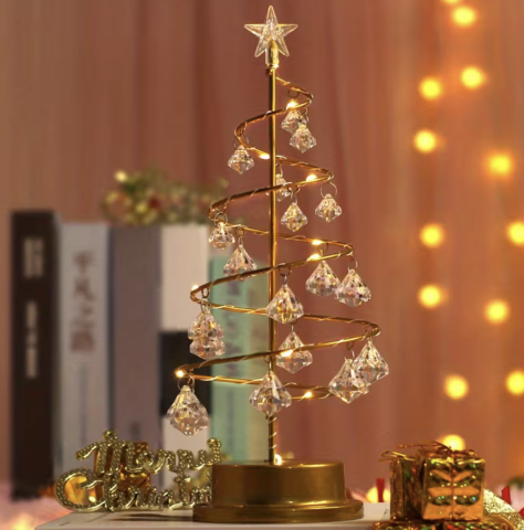 Pandan Designer's Işıklı Metal Çam Ağacı